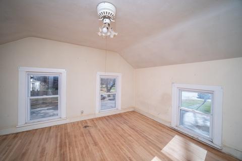140 N 4th St, Capron, IL 61012 photo 28