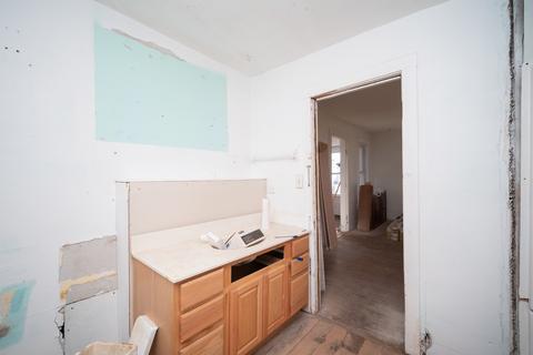 140 N 4th St, Capron, IL 61012 photo 24