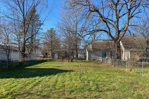140 N 4th St, Capron, IL 61012 photo 52