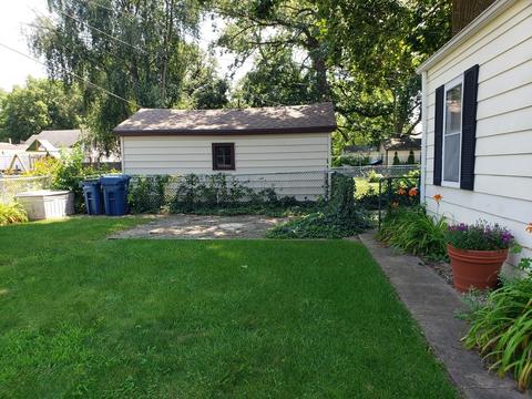 1392 Lennington Cir NE, Kankakee, IL 60901 photo 3