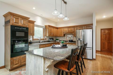 125 Danada Dr, Wheaton, IL 60189 photo 8