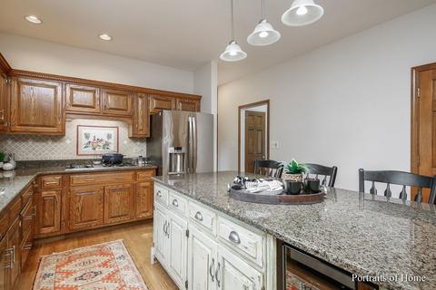 125 Danada Dr, Wheaton, IL 60189 photo 10