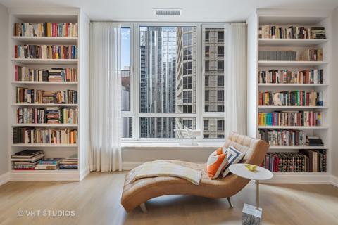 10 E Delaware Pl #19B, Chicago, IL 60611 photo 7
