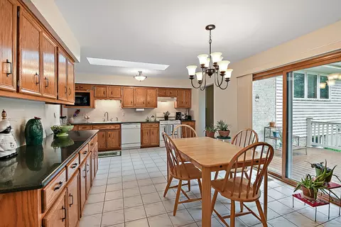 19542 Everett Ln, Mokena, IL 60448 photo 13