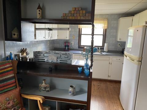 107 W 6th St, Gridley, IL 61744 photo 6