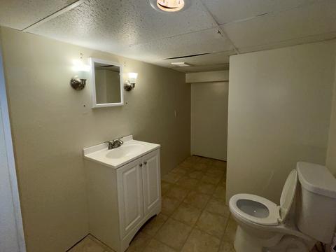 244 Central Ave, Aurora, IL 60506 photo 24