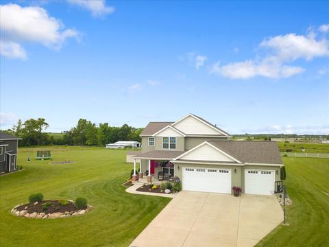 3 River Run, Downs, IL 61736 photo 3