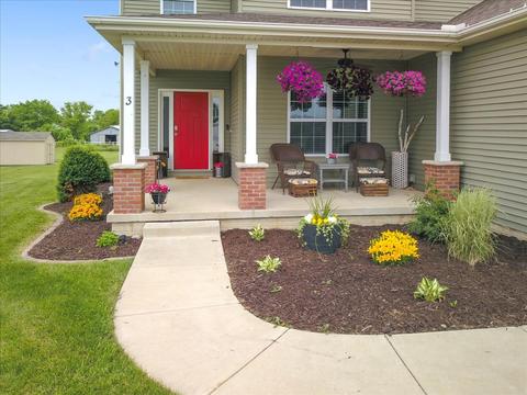 3 River Run, Downs, IL 61736 photo 4