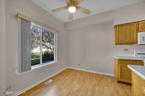 1577 Spaulding Rd #493, Bartlett, IL 60103 photo 5