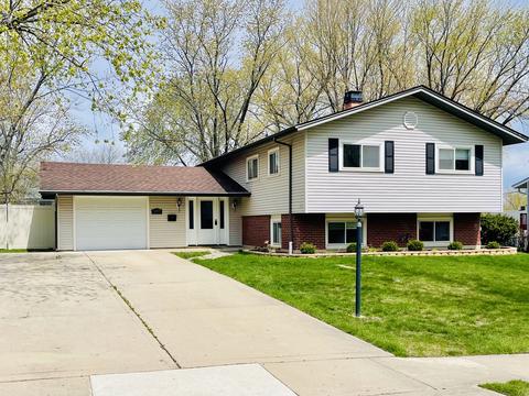 580 Edgemont Ln, Hoffman Estates, IL 60169 photo 1