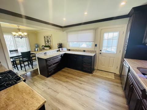 580 Edgemont Ln, Hoffman Estates, IL 60169 photo 5
