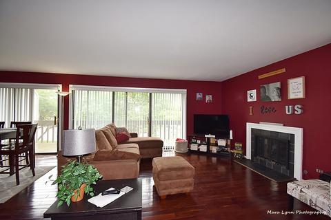 1102 Florimond Dr, Elgin, IL 60123 photo 12