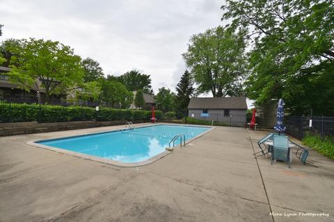 1102 Florimond Dr, Elgin, IL 60123 photo 5