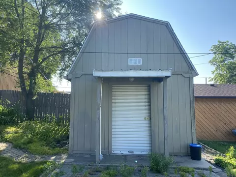 205 W 6th St, Spring Valley, IL 61362 photo 5