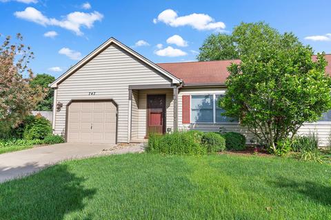 747 Alice Pl, Elgin, IL 60123 photo 1