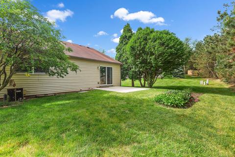 747 Alice Pl, Elgin, IL 60123 photo 14