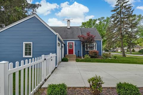 603 E Maple St, Lombard, IL 60148 photo 2