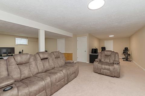 12 Fetzer Dr, Bloomington, IL 61704 photo 32