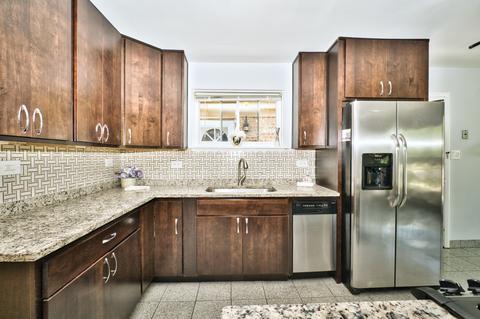 4241 W Devon Ave, Chicago, IL 60646 photo 6