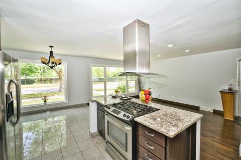 4241 W Devon Ave, Chicago, IL 60646 photo 9