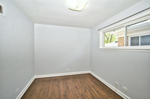 4241 W Devon Ave, Chicago, IL 60646 photo 30