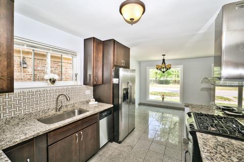 4241 W Devon Ave, Chicago, IL 60646 photo 8