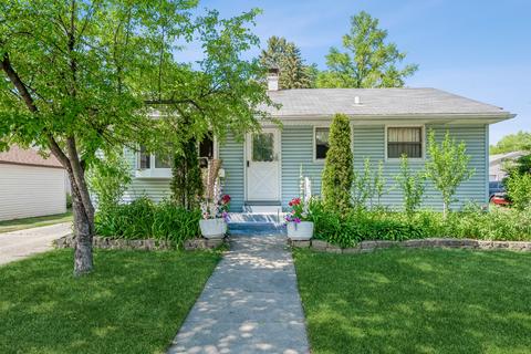 1094 E Thacker St, Des Plaines, IL 60016 photo 1