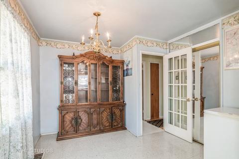 1094 E Thacker St, Des Plaines, IL 60016 photo 10