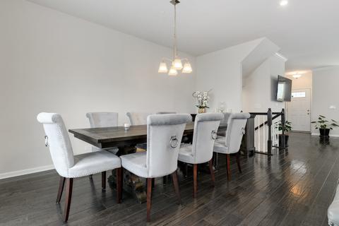 85 Nicholas Dr E, Des Plaines, IL 60016 photo 7