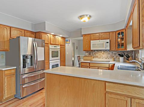 5011 Adele Dr, Gurnee, IL 60031 photo 20