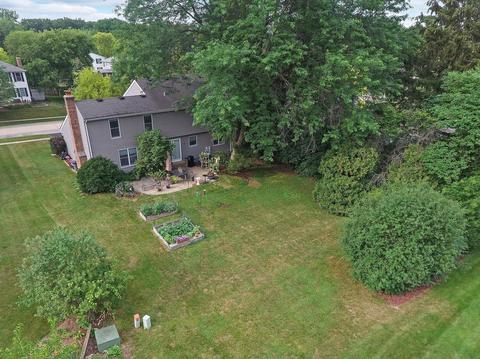 5011 Adele Dr, Gurnee, IL 60031 photo 3