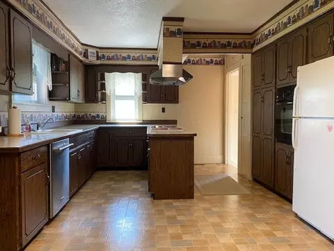 367 Center Rd, Sublette, IL 61367 photo 9