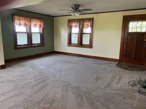 367 Center Rd, Sublette, IL 61367 photo 4