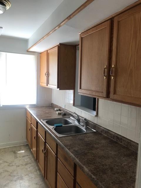2340 S 13th Ave, Broadview, IL 60155 photo 8
