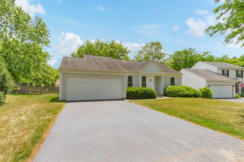 1505 Greenridge Ave, Algonquin, IL 60102 photo 2
