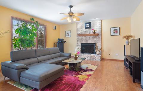 2012 Celtic Glen Dr, Mount Prospect, IL 60056 photo 10