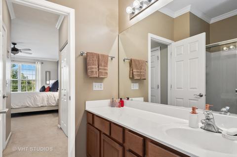 4264 Savoy Ln, Mchenry, IL 60050 photo 8