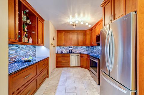 5450 Astor Ln #308, Rolling Meadows, IL 60008 photo 8