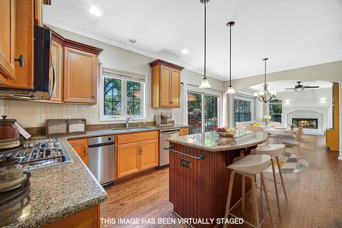 616 Parkway Dr, Wheaton, IL 60187 photo 7