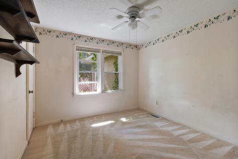 555 S Fraser Ave, Kankakee, IL 60901 photo 12