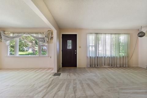 555 S Fraser Ave, Kankakee, IL 60901 photo 3