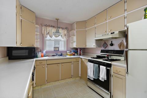 555 S Fraser Ave, Kankakee, IL 60901 photo 6