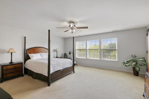 301 Monument Rd, Elgin, IL 60124 photo 21