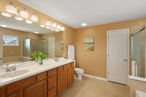 301 Monument Rd, Elgin, IL 60124 photo 23