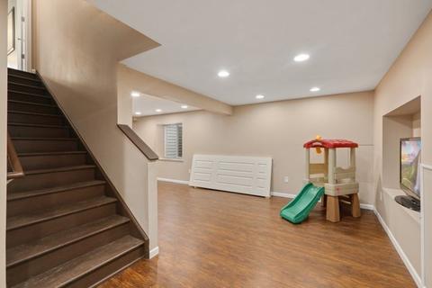 301 Monument Rd, Elgin, IL 60124 photo 31