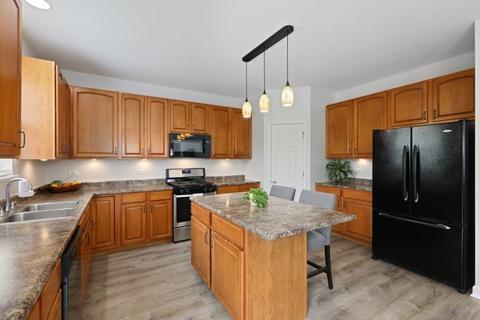 301 Monument Rd, Elgin, IL 60124 photo 11