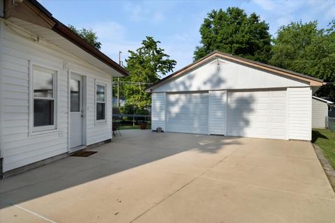 1006 N Oak St, Normal, IL 61761 photo 24