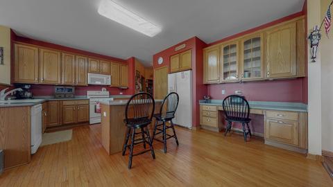 2008 Stafford St, Plainfield, IL 60586 photo 5