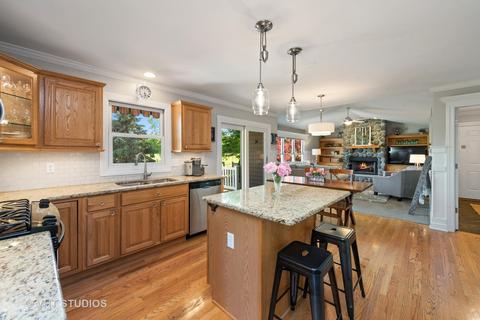 3205 Foxview Highland Dr, Mchenry, IL 60050 photo 3