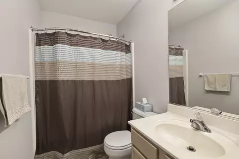 2422 Oak Tree Ln, Plainfield, IL 60586 photo 12